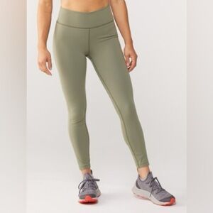 Outdoor Voices Superform Contour Leggings UPF 50 Olive Branch Women's Size XS